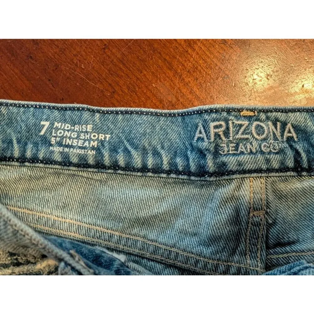 NWT Arizona Long Denim 5' Jean Shorts Women's 7 $38